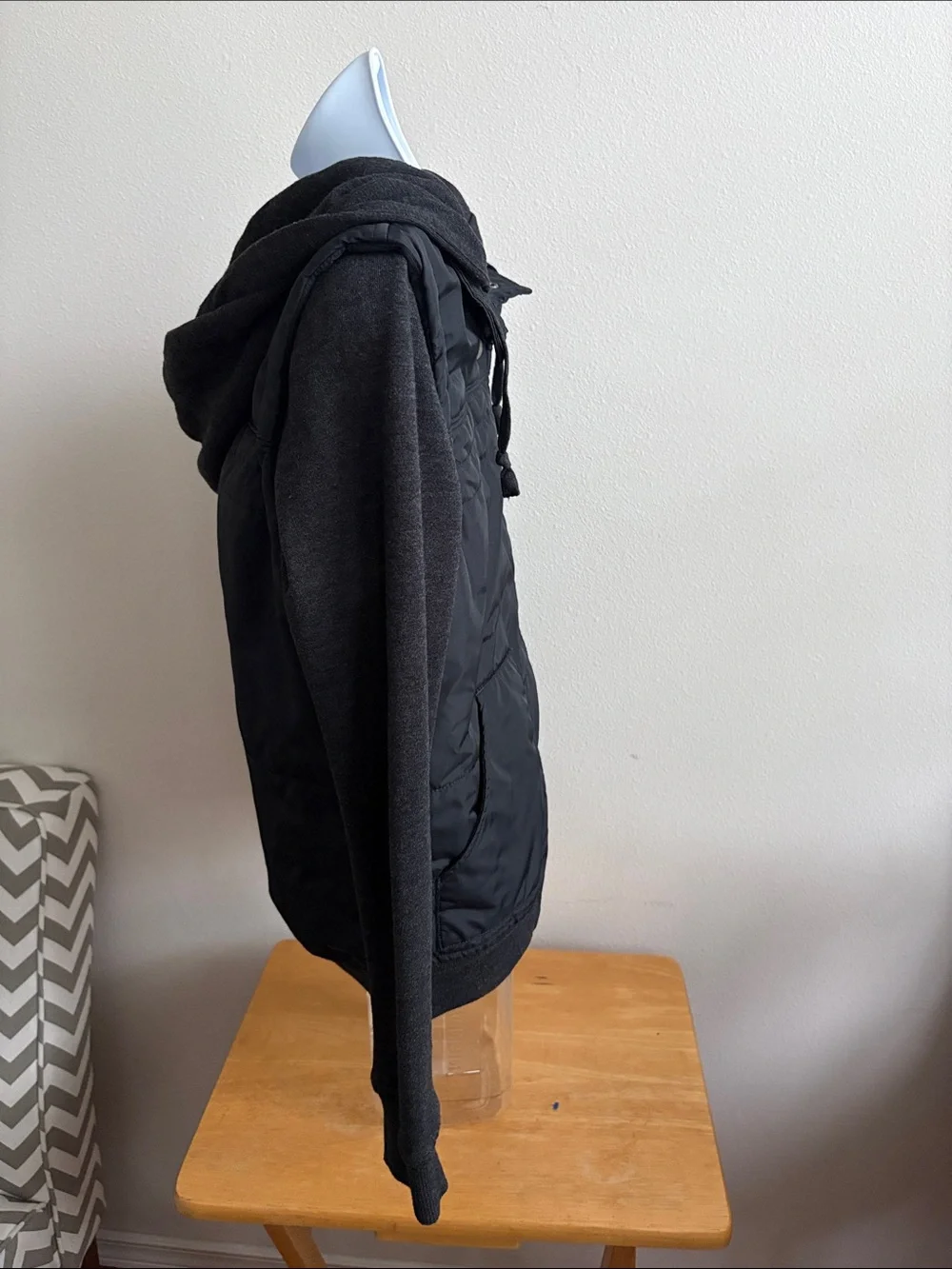 RVCA Men's Black Quilted Hooded Puffer with Knit Sleeves Size XS